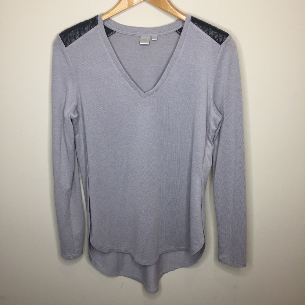 🍰[twik] Exclusivité Simons V-Neck Top